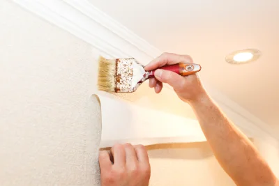 Pose de papier peint à Amondans — revêtements muraux et toiles de verre